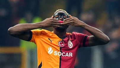 Osimhen İstanbul’dan Ayrıldı