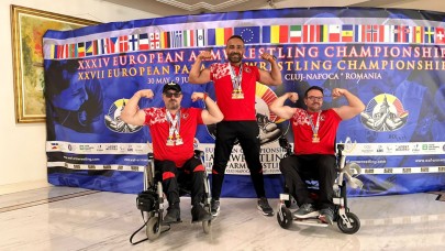 Avrupa Bilek Güreşi Şampiyonası’nda 14 Madalya!