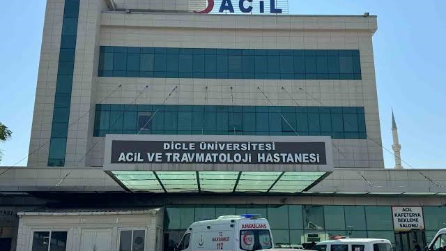 Akrabalar arasında silahlı kavga: Baba öldü, oğlu yaralandı