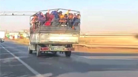 Şanlıurfa'da mevsimlik işçilerin tehlikeli yolculuğu