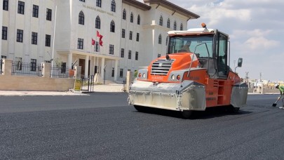 Şanlıurfa'da Paşabağı Kaymakamlık yolu gıcır gıcır oldu