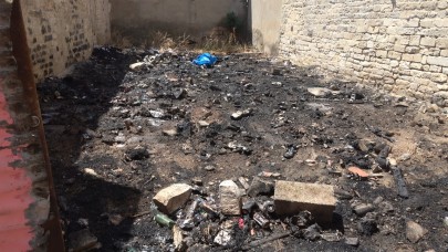 Metruk binada yangın