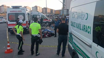 Otomobille çarpışan motosikletin sürücüsü hayatını kaybetti
