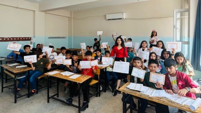 Şanlıurfa'da 706 bin öğrenci karnelerini aldı