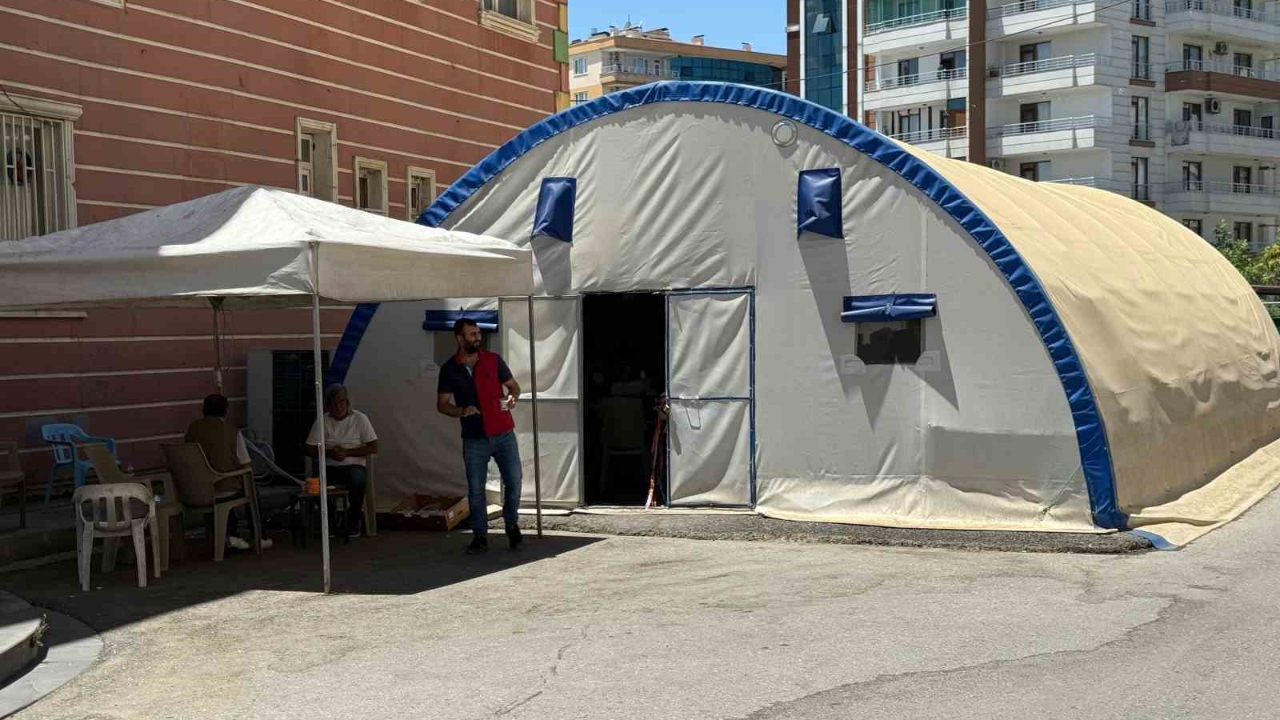 Diyarbakır anneleri karne gününe hüzünlü girdi