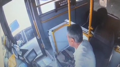Otobüs şoförüne direksiyon başında silahlı saldırı: O anlar kamerada