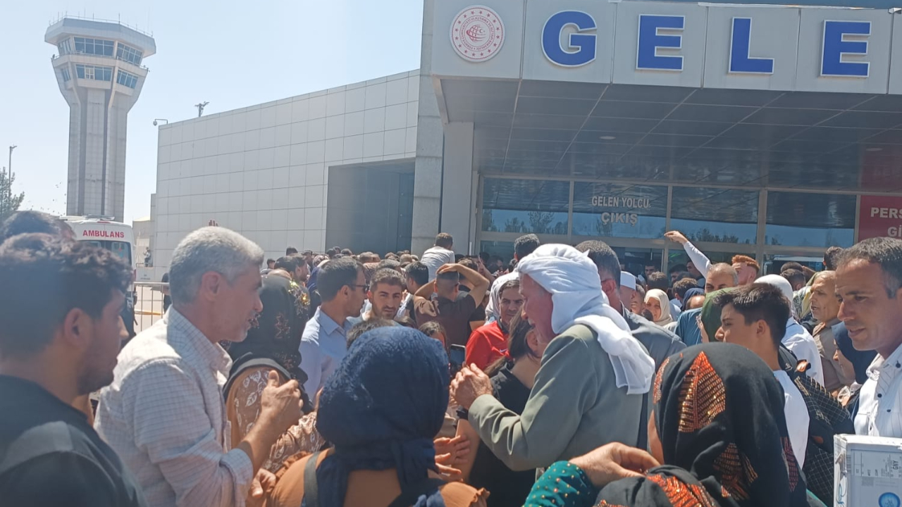Şanlıurfalı hacıların dönüşü başladı