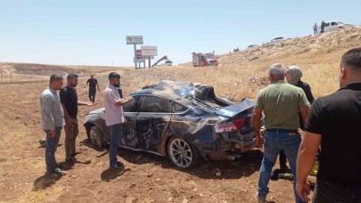 Virajı alamayan otomobil takla attı: 2 yaralı