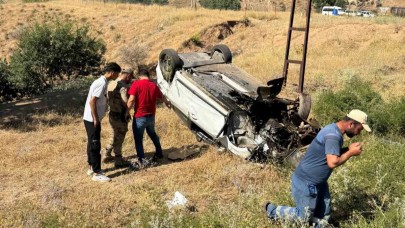Sürücüsünün kontrolünden çıkan otomobil takla attı: 2 yaralı