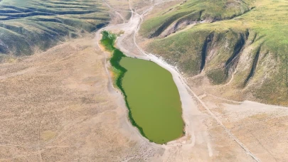 Nemrut’un ’kalbi’ küçülüyor