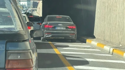 Şanlıurfa'da Trafikten Kaçmak İçin Can Kurtaran Şeridini Kullandı