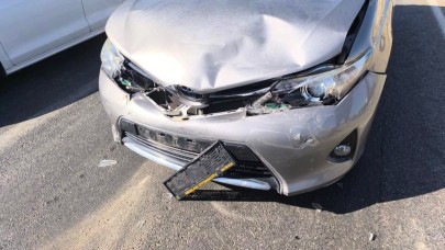 Siirt’te 2 araç çarpıştı