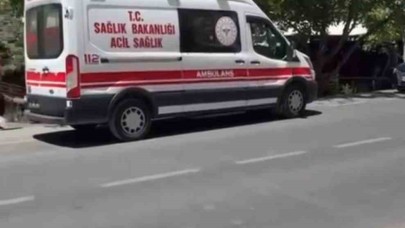İki otomobil çarpıştı: 4 yaralı