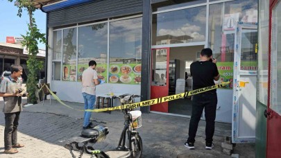 Kardeşler çatıştı, sanayide bulunan uzman çavuş ve çalışan yaralandı