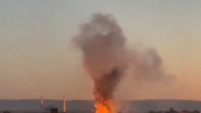 Düğün ve kına malzemeleri dükkanında çıkan yangın 3 saat sonra söndürüldü