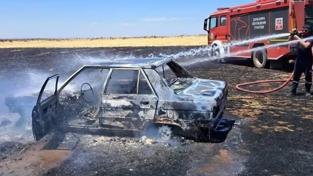 Şanlıurfa'da Otomobil Alevlerle Dans Etti!