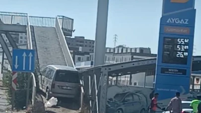 Şanlıurfa'da ilginç kaza: Üst geçide çıktı