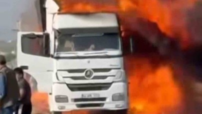 Şanlıurfa’da alev alan tır kullanılamaz hale geldi