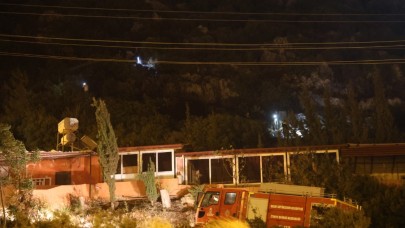 Teklif Etti, Alev Aldı! Hatay’da Havai Fişekler Yangın Çıkardı