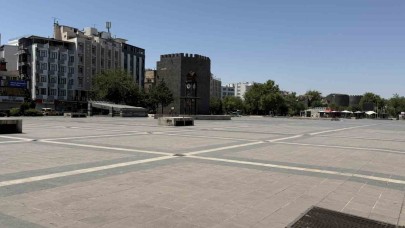 Kavurucu sıcaklar tarihi mekanları boşalttı