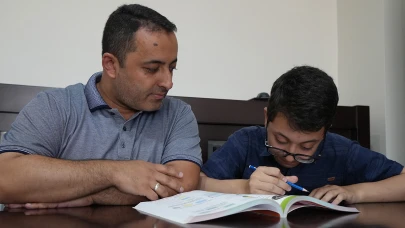 LGS’de engel tanımayan başarı öyküsü: Günde 2 saat çalışabildi, Türkiye birincisi oldu