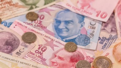 AK Partili Vekillerden Asgari Ücret Çıkışı