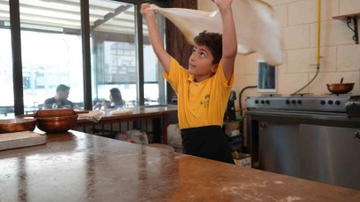 Yaşı küçük marifeti büyük