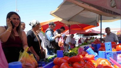 Hizmet üretim endeksi yıllık yüzde 3,9 arttı