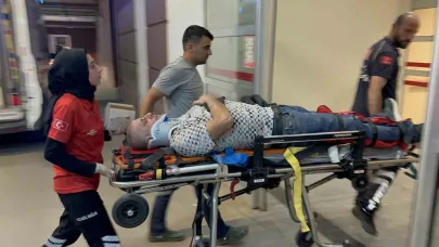 Motosiklet devrildi: 1 yaralı
