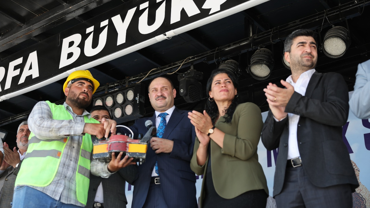 BAŞKAN GÜLPINAR: “SURUÇ ARTIK İHMALLE DEĞİL, HİZMETLE ANILACAK”