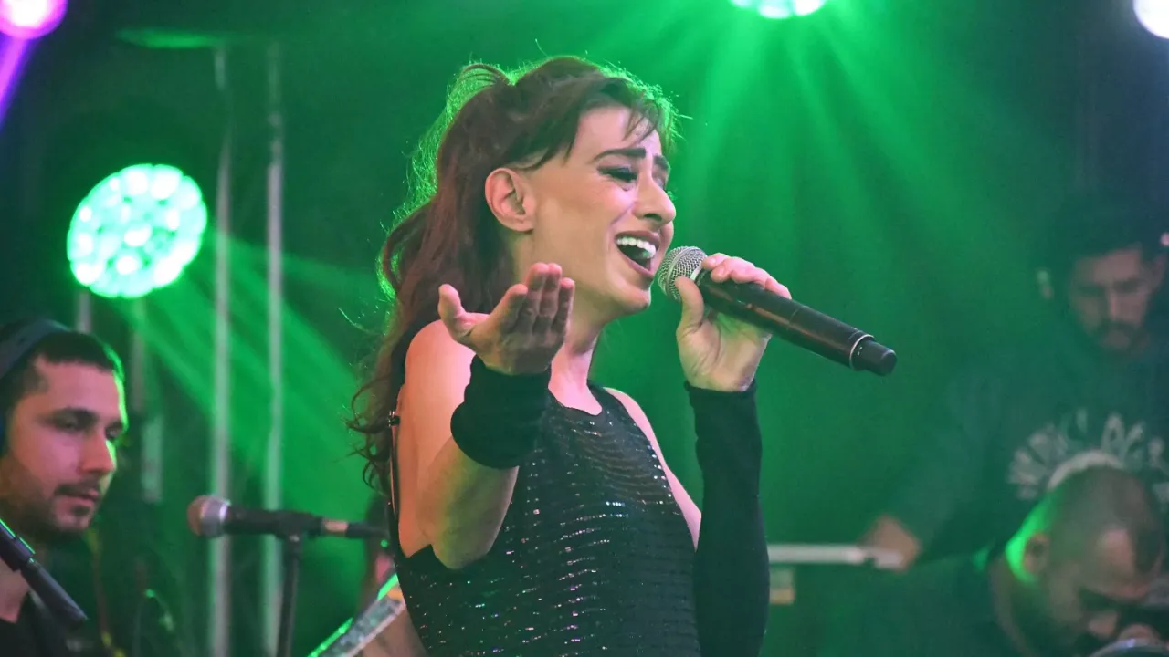 Yıldız Tilbe’den Sahnede Şaşırtan İtiraf