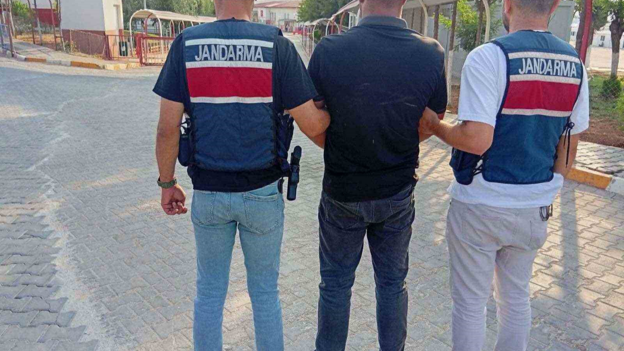 Kesinleşmiş 11 yıl cezayla aranan uyuşturucu taciri yakalandı