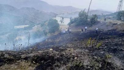 Örtü yangınını vatandaşlar söndürdü