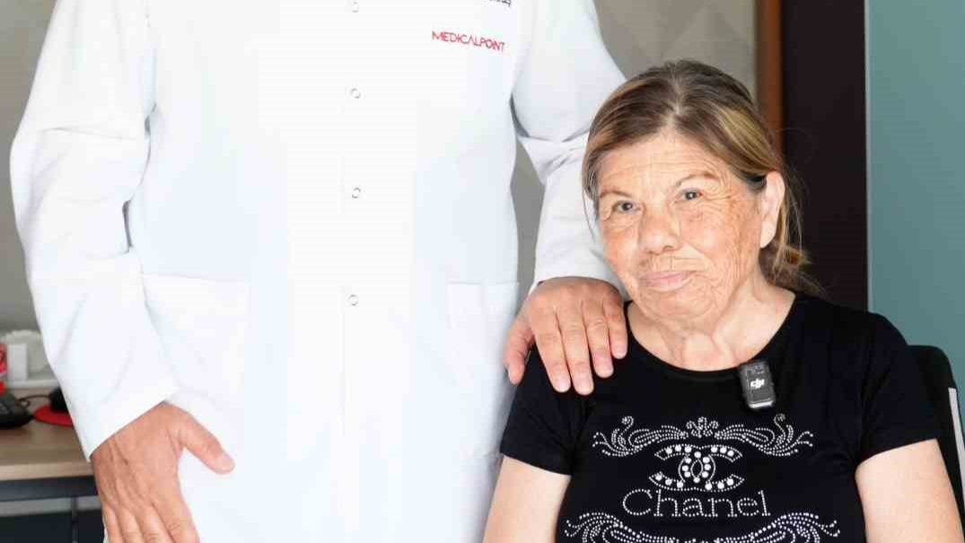 Mide şikayetiyle geldi, akciğer kanserinden kurtuldu