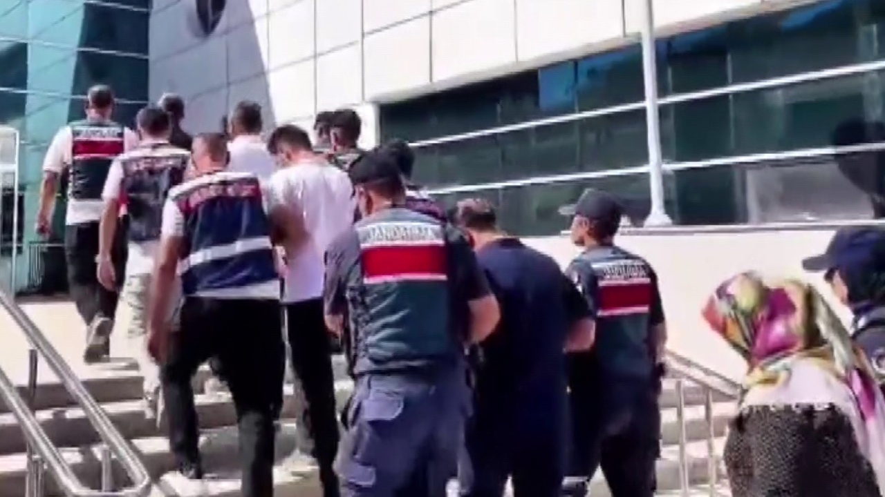 Uyuşturucu operasyonlarında yakalanan 43 şahıstan 8’i tutuklandı