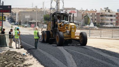 HALİLİYE BELEDİYESİ’NDEN AHMET YESEVİ’YE ASFALT HİZMETİ