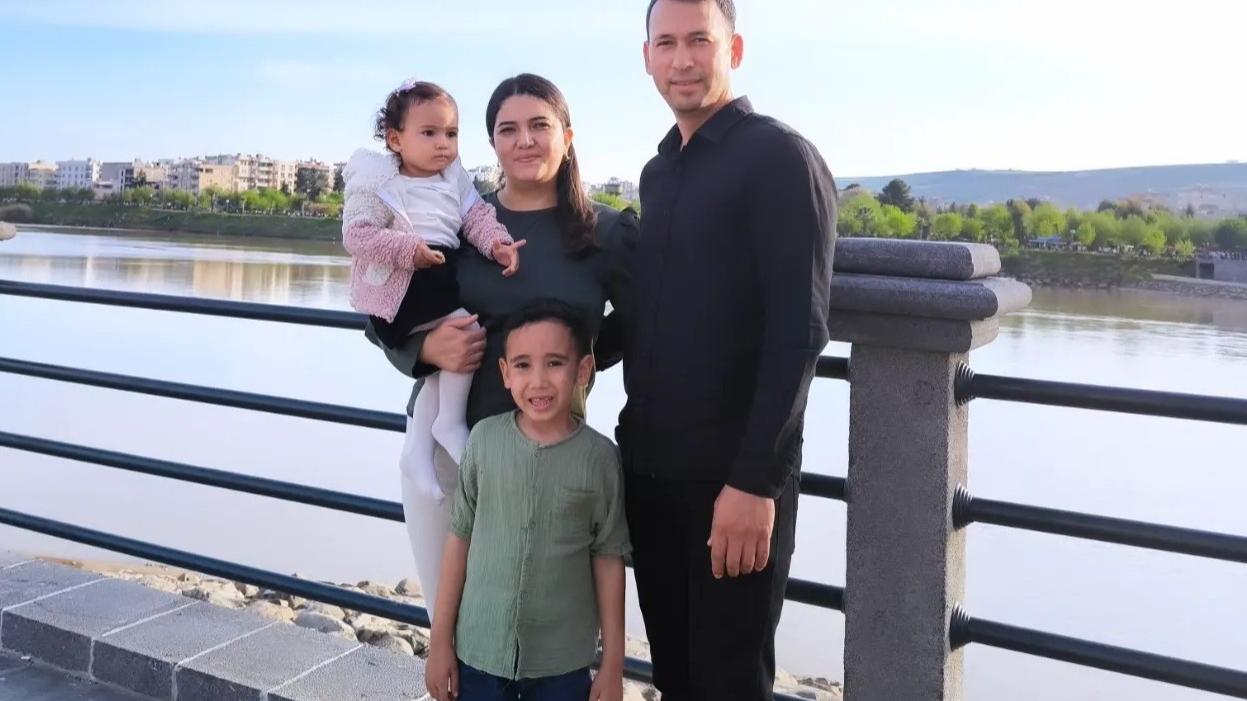 Polis memuru dehşet saçtı