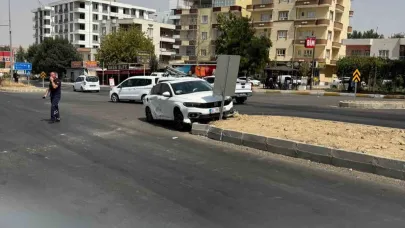 İki araç çarpıştı: 2 yaralı