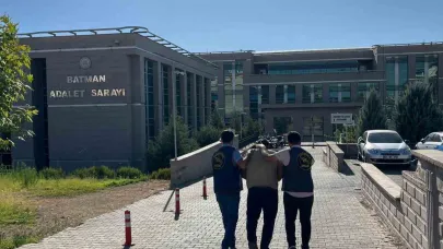Sürekli araç değiştirerek izini kaybettirmeye çalışan hırsızlık zanlısı yakayı ele verdi