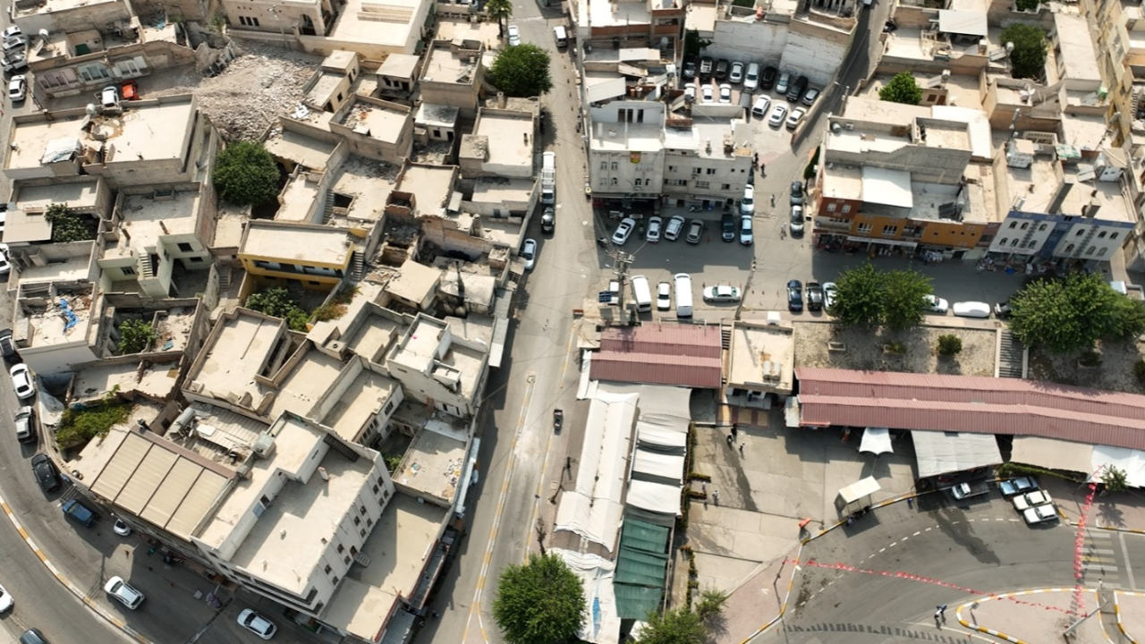 ÇARPIK YAPILAR KALKIYOR, BALIKLIGÖL NEFES ALIYOR