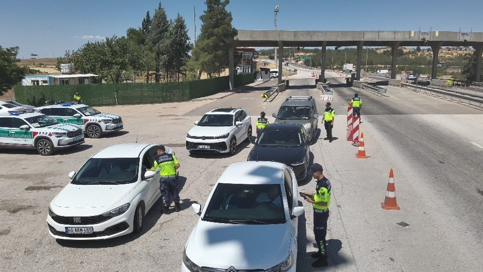 Gaziantep’te 217 araca 300 bin TL para cezası