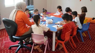 KADINLARIN GÜCÜYLE YÜKSELEN HALİLİYE: MİLLET EVLERİ UMUT KAPISI OLDU