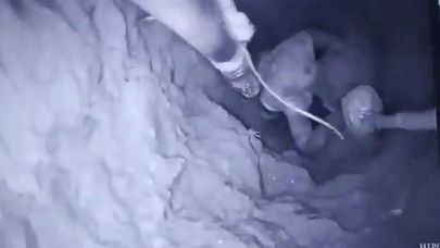 Suriye’de kuyuya düşen çocuk tedavi için Şanlıurfa’ya getirildi