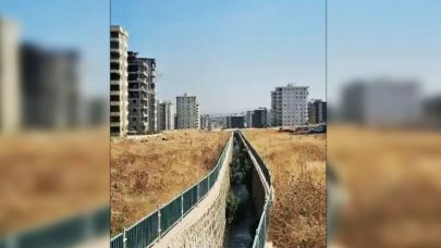 Karaköprü’deki tahliye kanalı tehlikelere davetiye çıkarıyor !