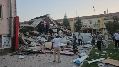 FLAŞ: Balıkesir'de deprem