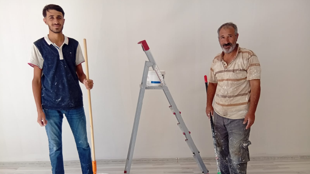 Şanlıurfa'da boya badana sezonu başladı