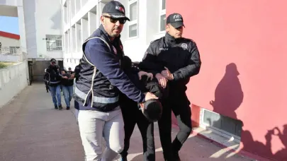 Polisler, Özel Harekatın el bombaları ve mermilerini sattılar
