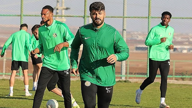 Şanlıurfaspor'un eski forveti rakibe gidiyor