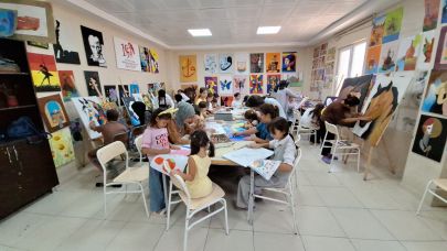 Gençlik Merkezi’nde çocukların keyifli anları