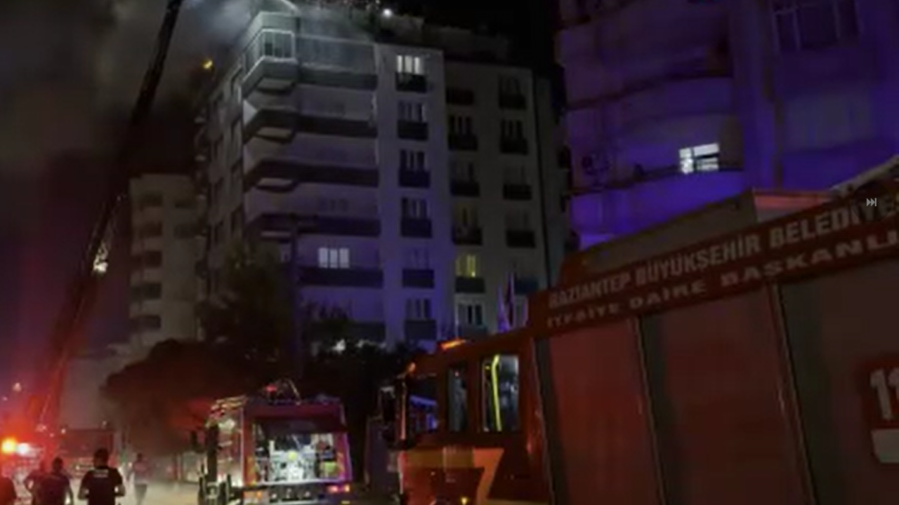 7 katlı binada yangın paniği